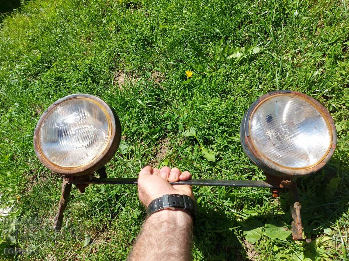 PAIR cu preț 42.30 BGN | € 21.63 PAIR cu preț 42.30 BGN | € 21.63