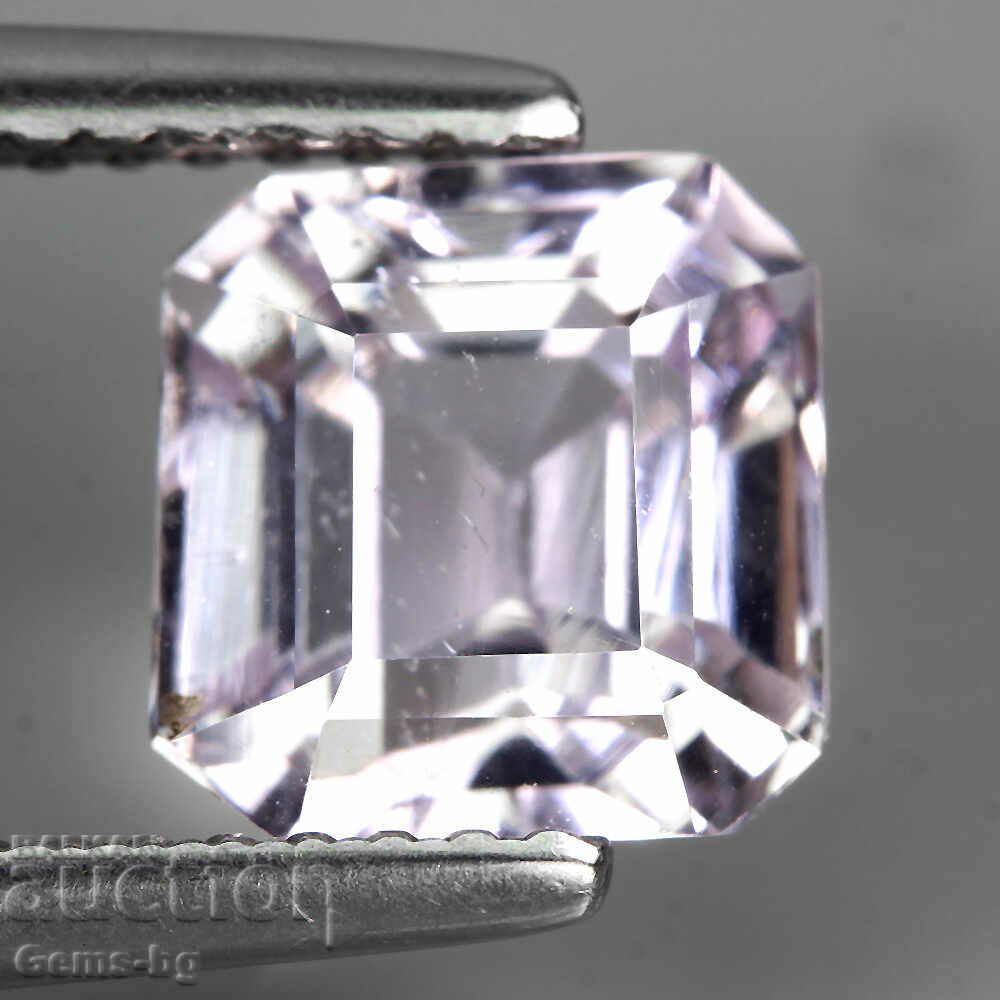 Unique, natural kunzite with price 89.00 BGN | € 45.50 Unique, natural kunzite with price 89.00 BGN | € 45.50