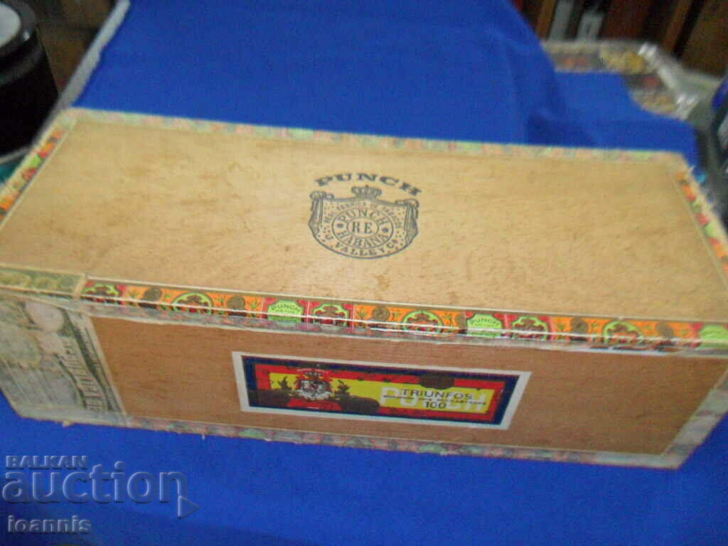 Old boxes of cigars with price 99.00 BGN | € 50.62 Old boxes of cigars with price 99.00 BGN | € 50.62