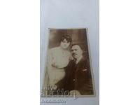 Photo Man and Woman 1921