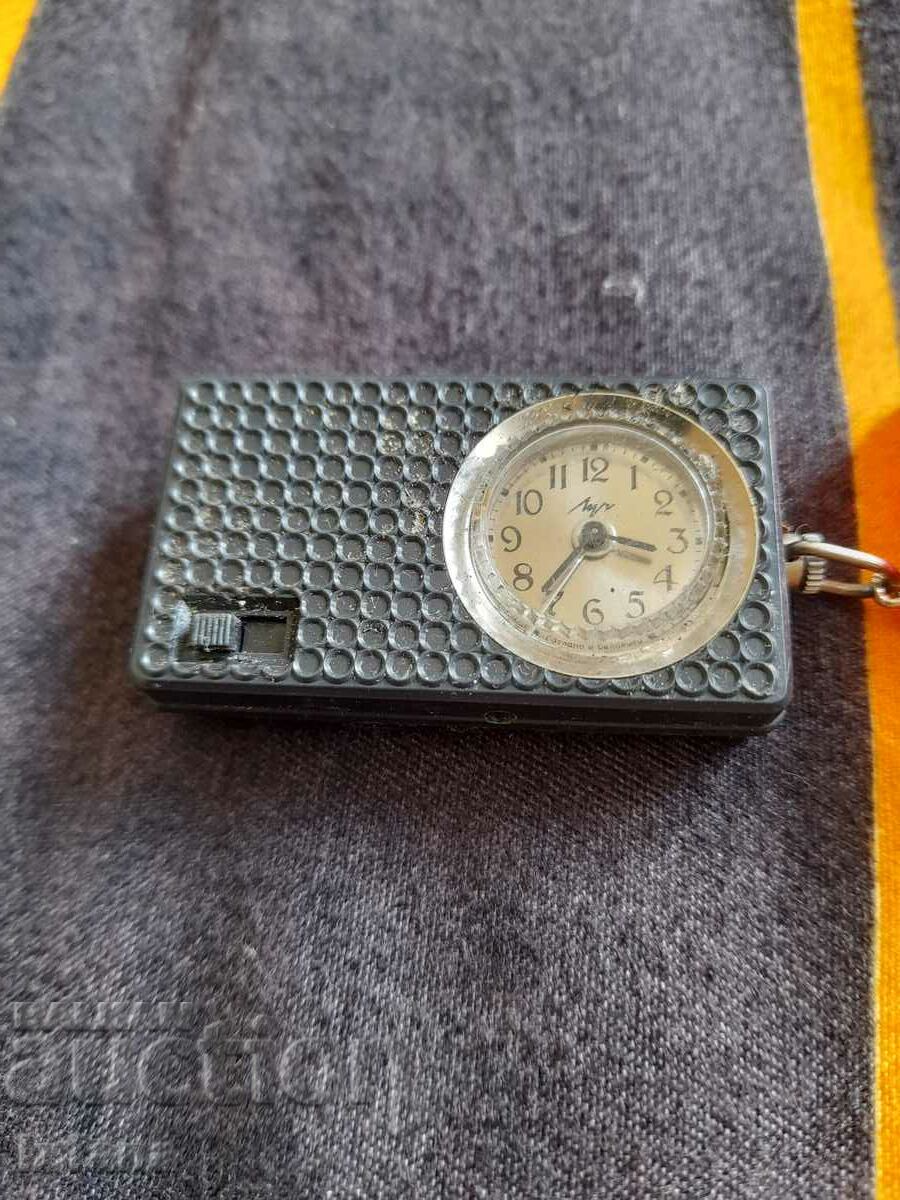 Auction Old Clock Beam Auction Old Clock Beam