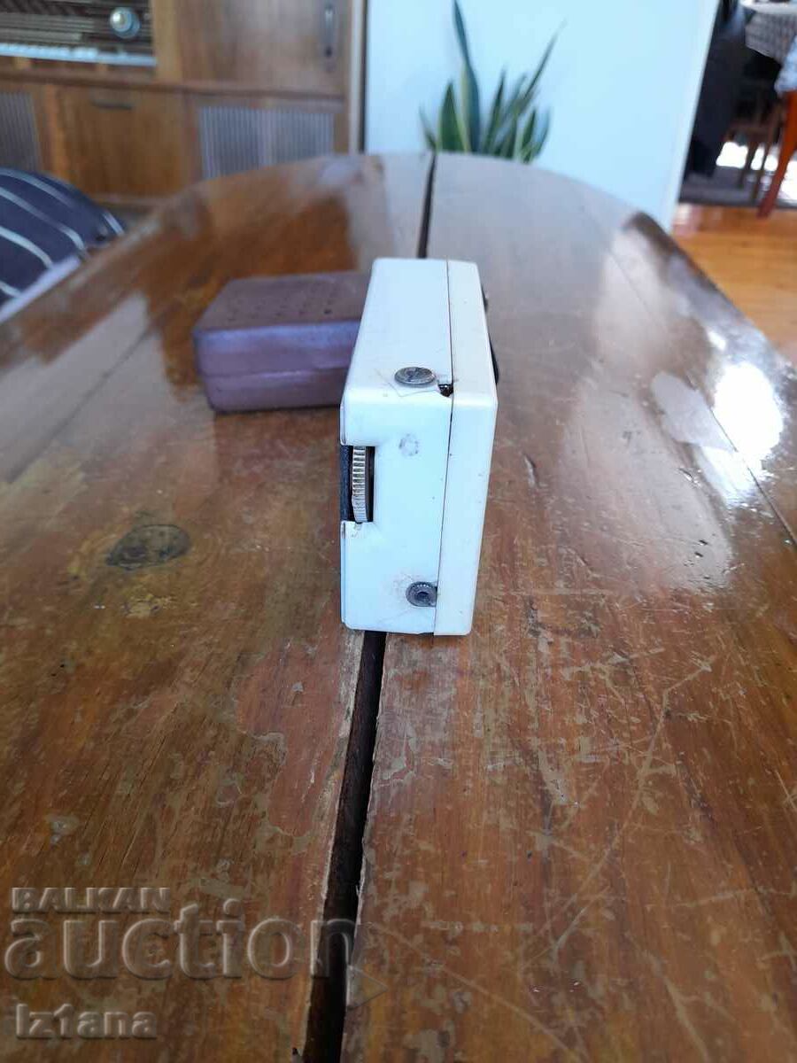 Old radio, Golden Gyonne radio - 6