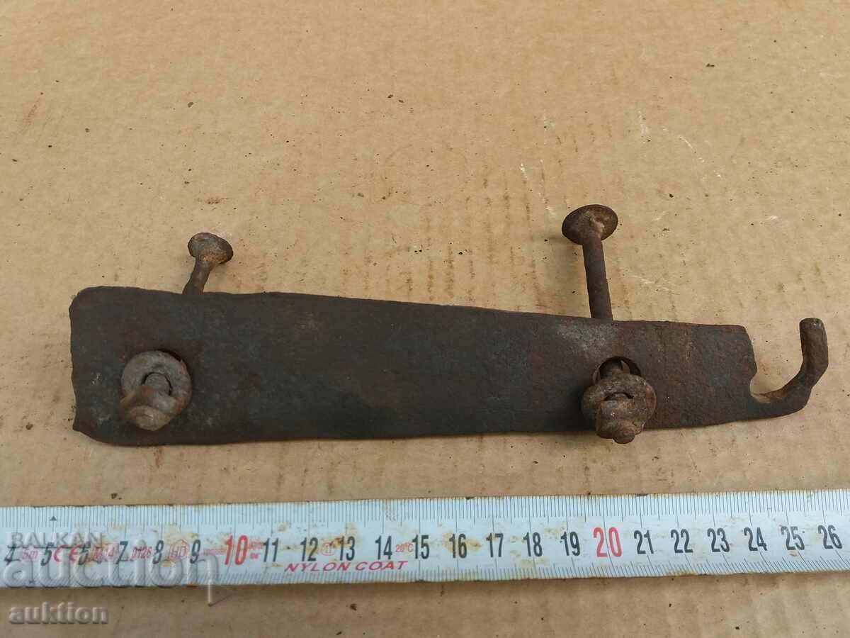 WROUGHT REVIVAL MANDALO, GATE LOCKER - CRANE - 6 WROUGHT REVIVAL MANDALO, GATE LOCKER - CRANE - 6