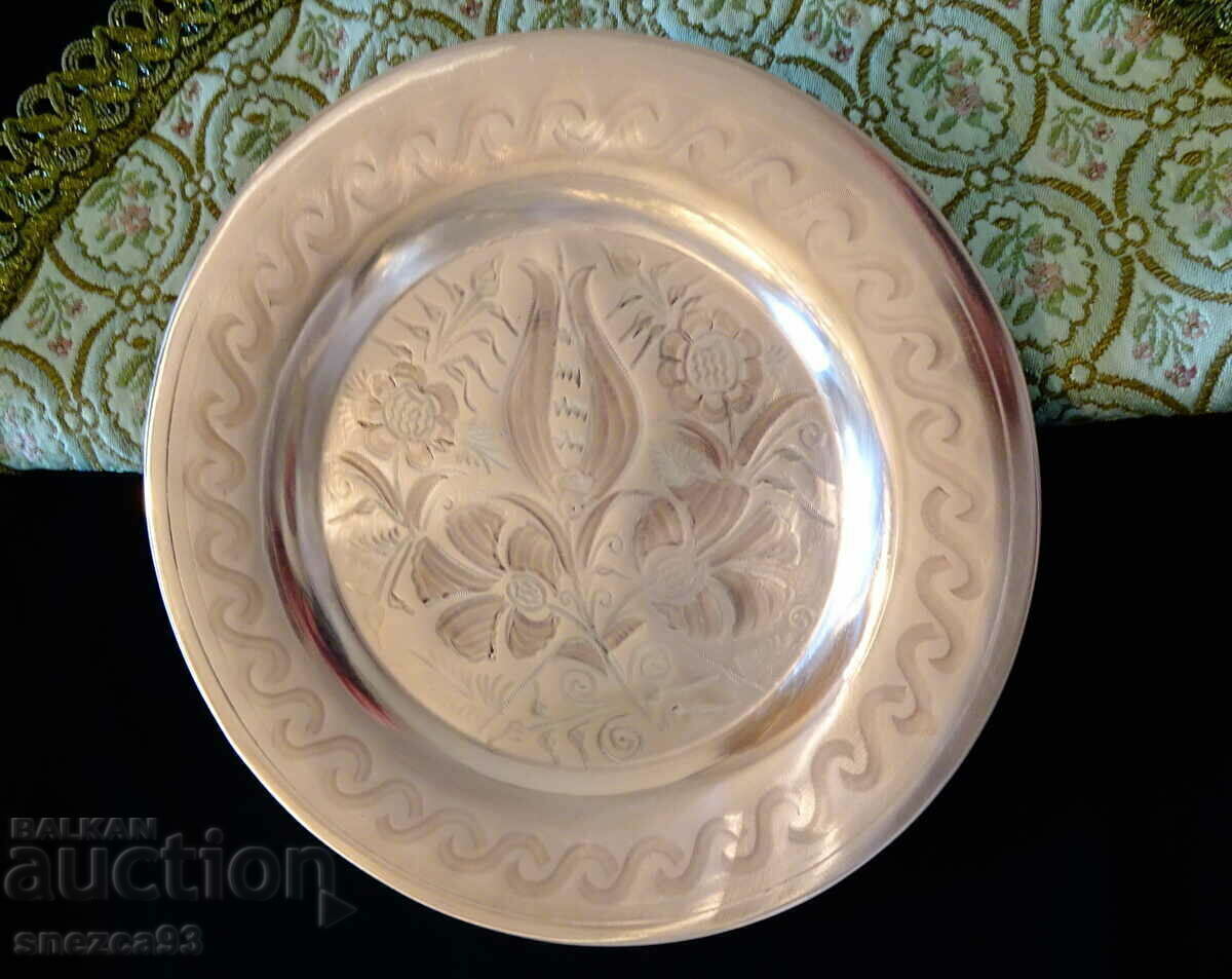 Auction  Copper plate, platter, engraved 20 cm