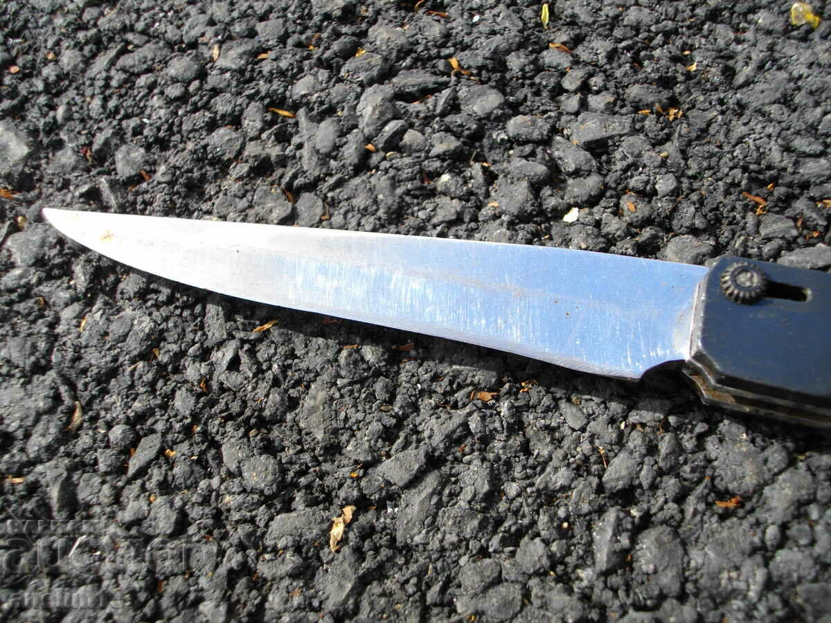 Auction COLLECTOR'S AUTOMATIC KNIFE LEG Auction COLLECTOR'S AUTOMATIC KNIFE LEG