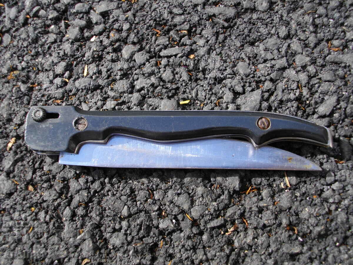 COLLECTOR'S AUTOMATIC KNIFE LEG - 6 COLLECTOR'S AUTOMATIC KNIFE LEG - 6