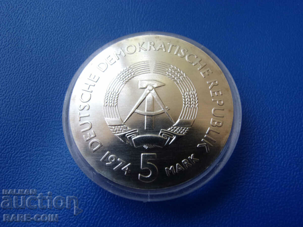 RS(39) GDR 5 Timbre 1974 UNC Rare cu preț € 23.01 | 45.00 BGN