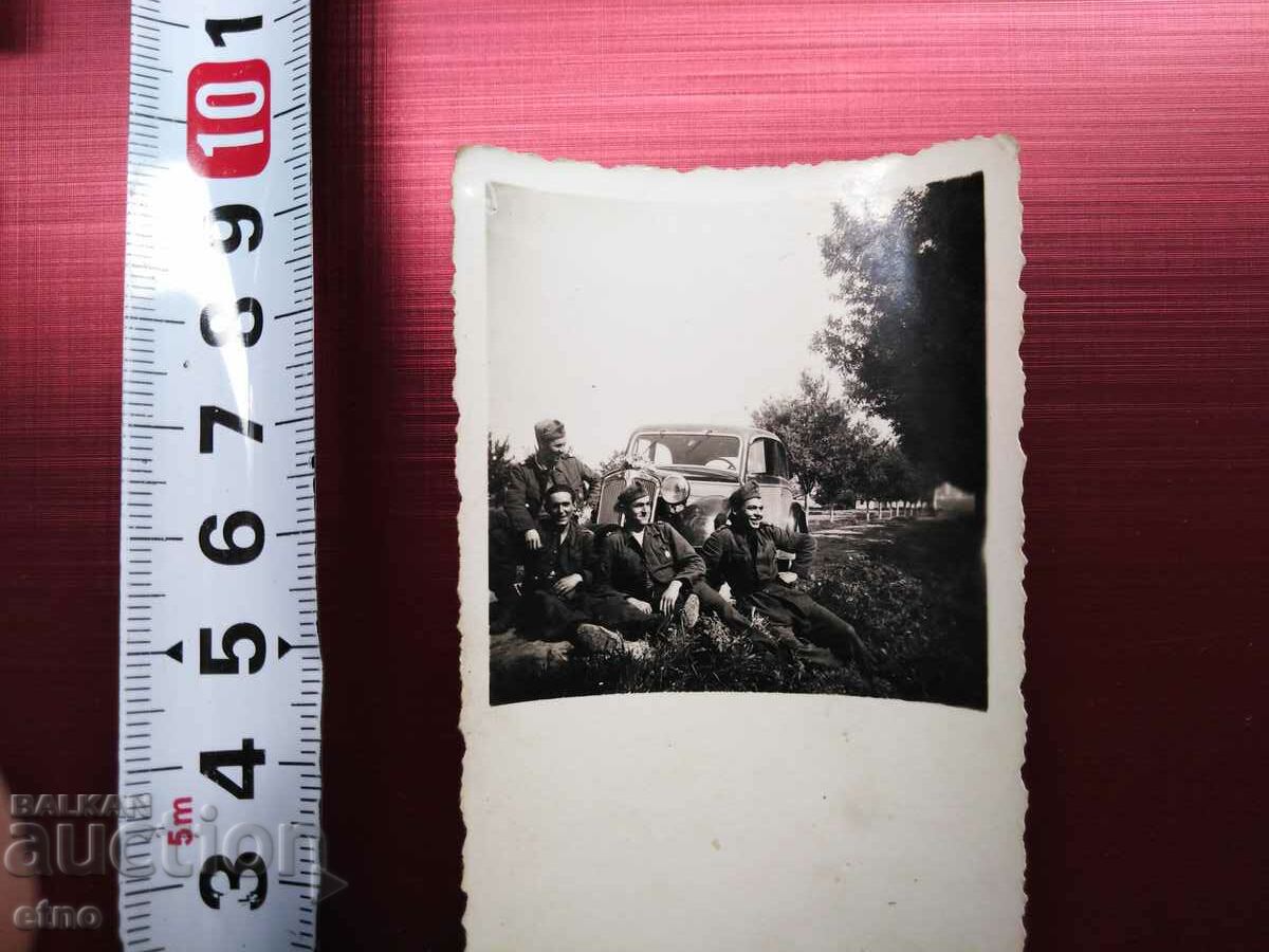 ROYAL PHOTO-RETRO MILITARY CAR, TRUCK, JEEP with price 10.00 BGN | € 5.11 ROYAL PHOTO-RETRO MILITARY CAR, TRUCK, JEEP with price 10.00 BGN | € 5.11