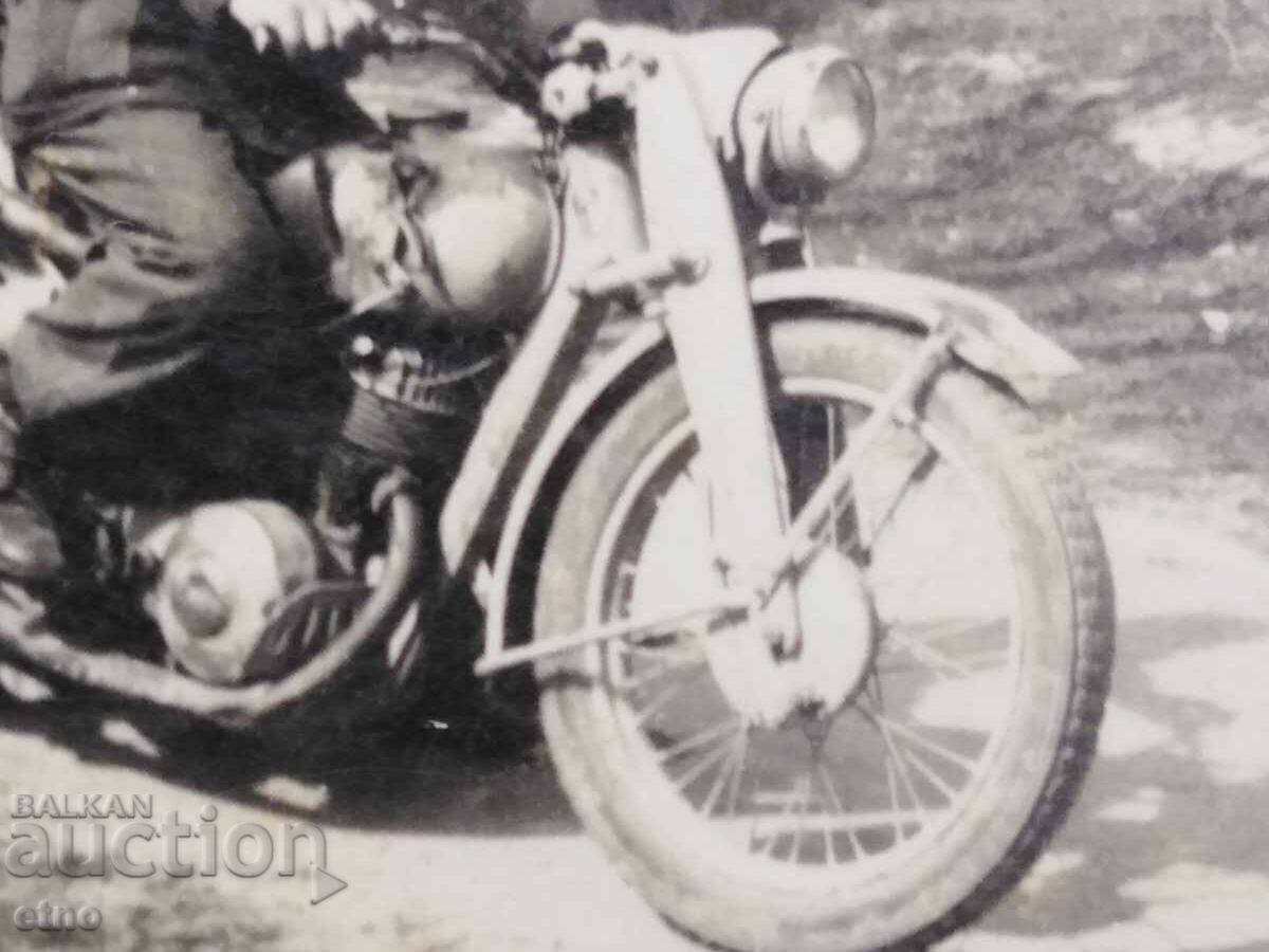 Auction  OLD MILITARY ROYAL PHOTO-.MOTOR,MOTORS