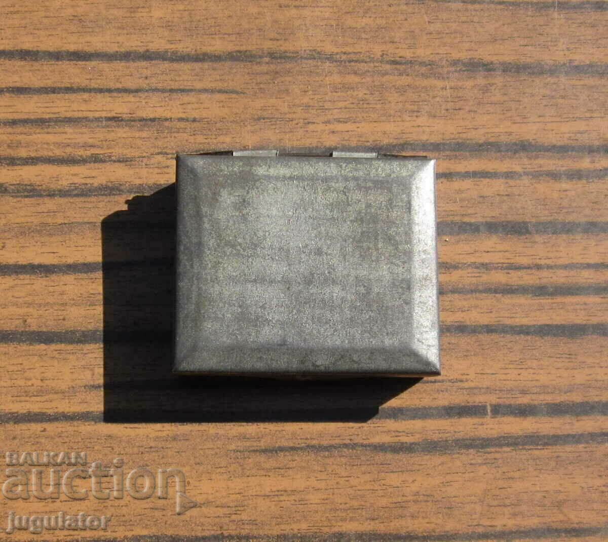 old vintage pocket folding razor with box - 5