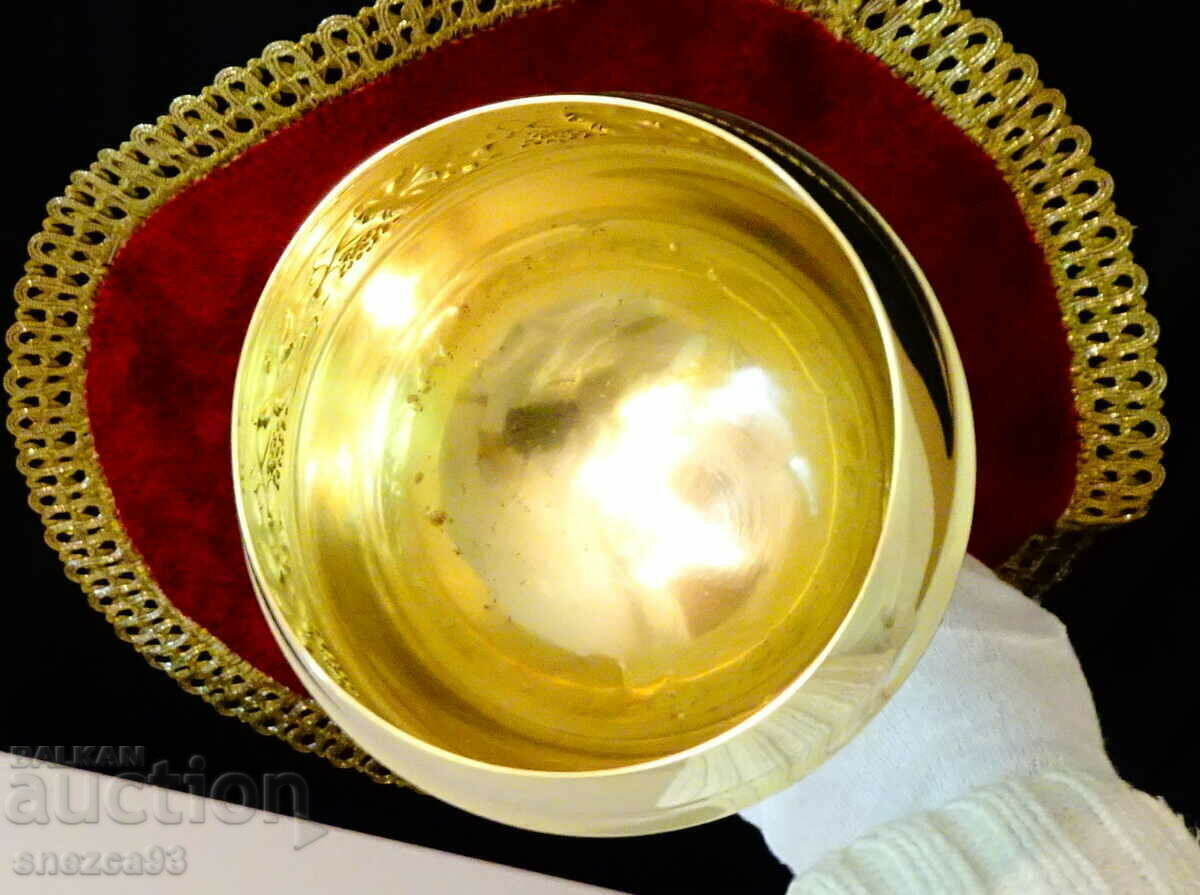 Delivery of Royal bronze goblet, wine glass 500 ml., vines, grapes