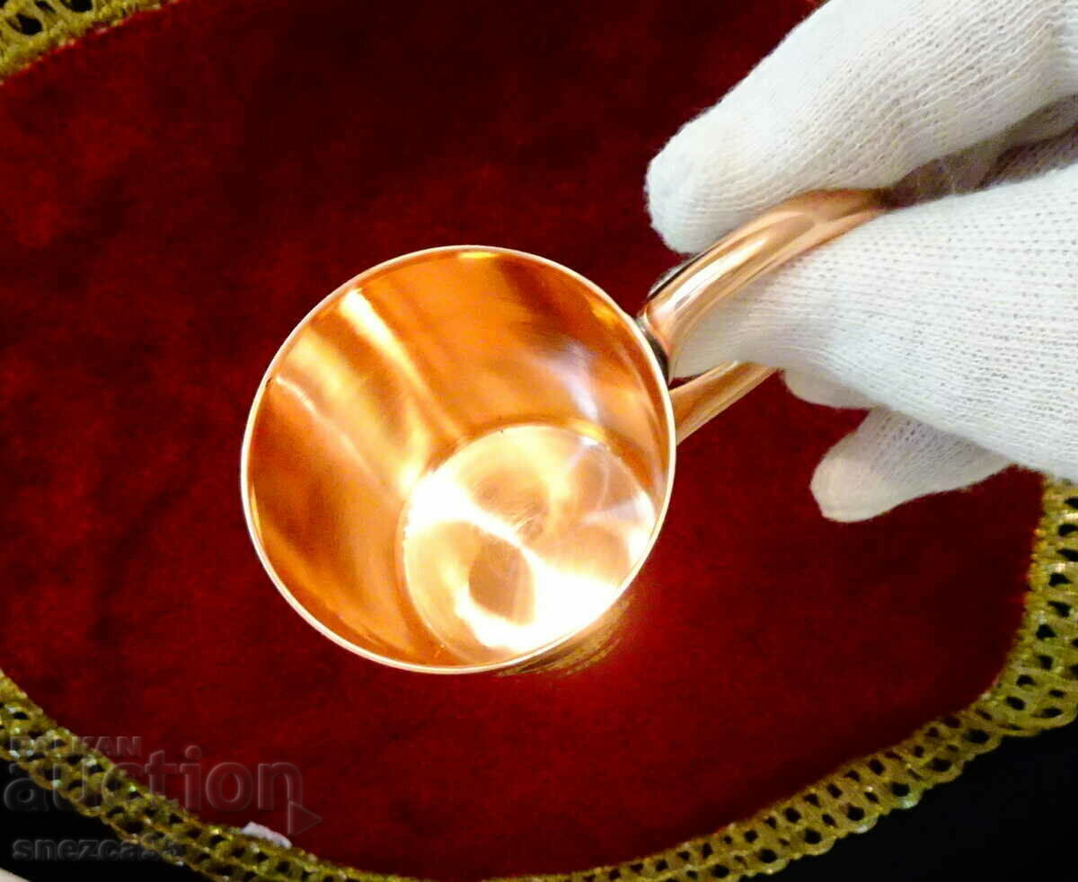 Delivery of British Royal Navy Copper Cups.