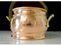 Copper pot, copper vessel.