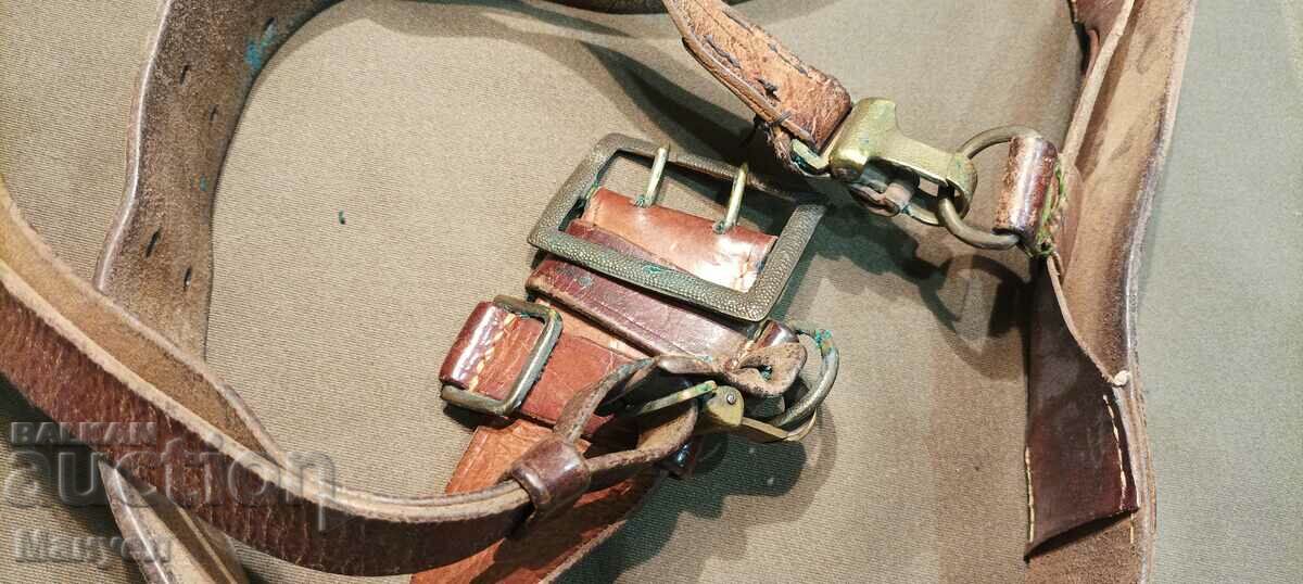 Auction  I am selling an old royal officer's battle belt.