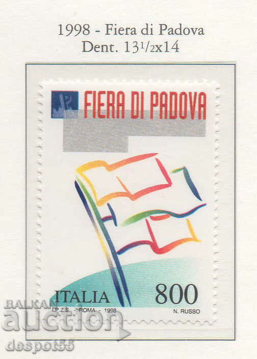 1998. Italia. Târg la Padova.