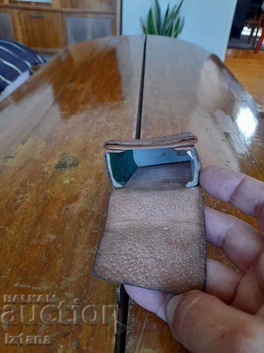 Παράδοση Παλιά δερμάτινη ταμπακιέρα για τσιγάρα, θήκη Παράδοση Παλιά δερμάτινη ταμπακιέρα για τσιγάρα, θήκη