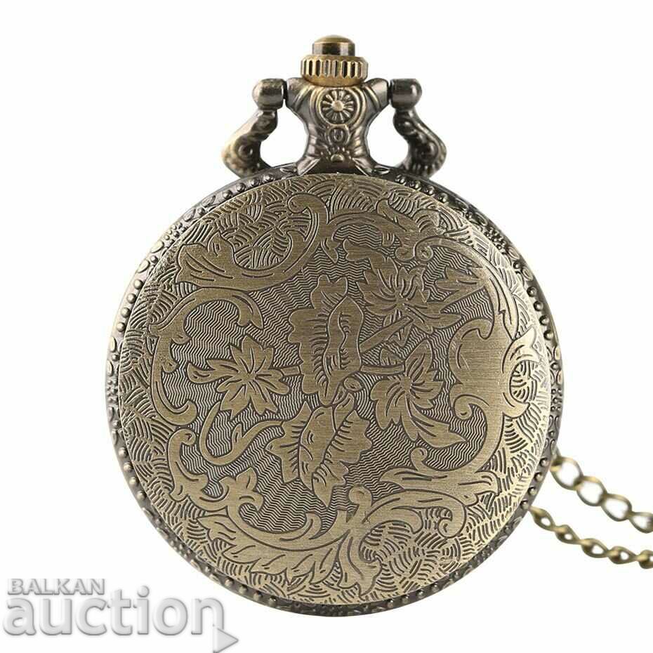 Delivery of Beautiful Pocket watch with Swiss motif cows mountain houses