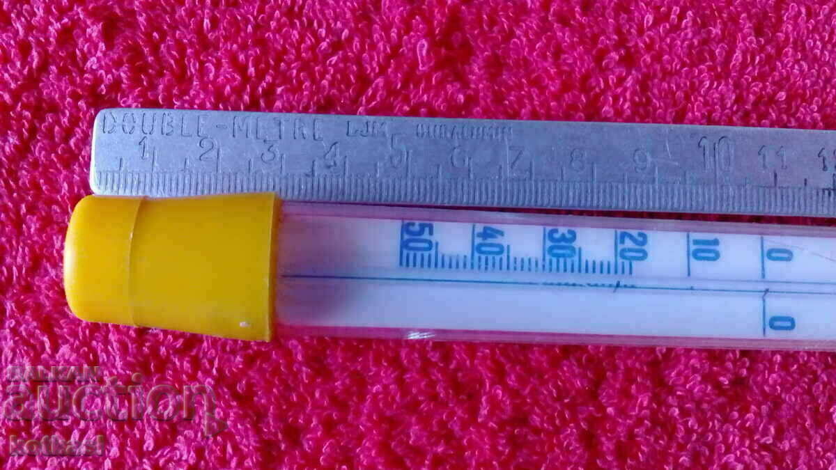 Old thermometer with price 10.50 BGN | € 5.37 Old thermometer with price 10.50 BGN | € 5.37