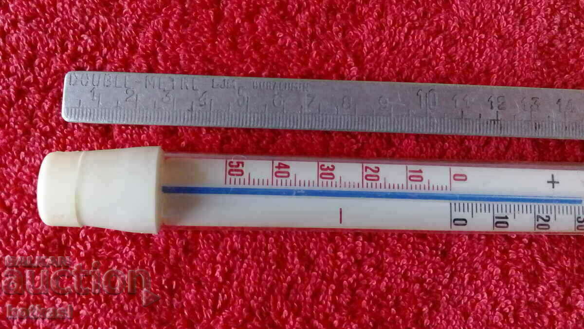 Old thermometer with price 10.50 BGN | € 5.37 Old thermometer with price 10.50 BGN | € 5.37