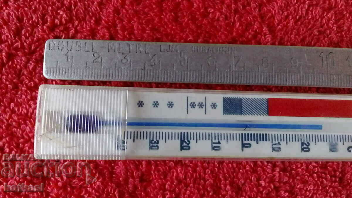 Παλιό θερμόμετρο με τιμή 10.50 BGN | € 5.37