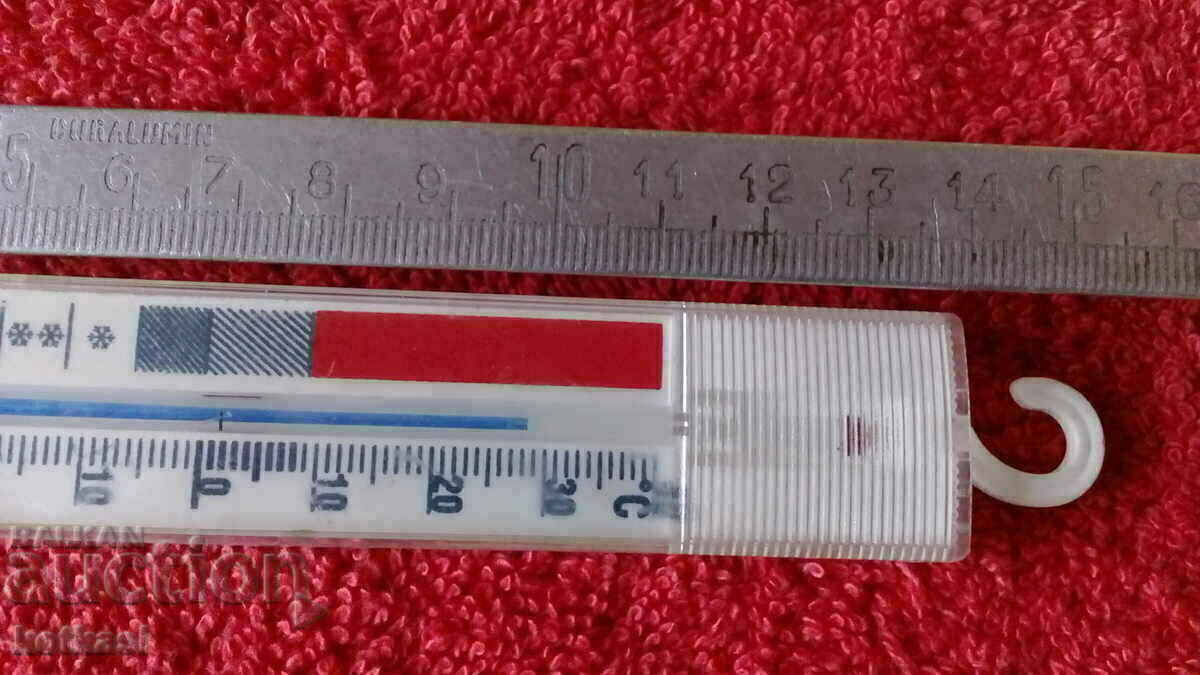 Auction  Old thermometer