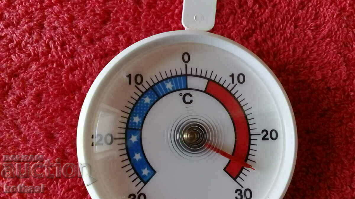 Auction  Old round thermometer