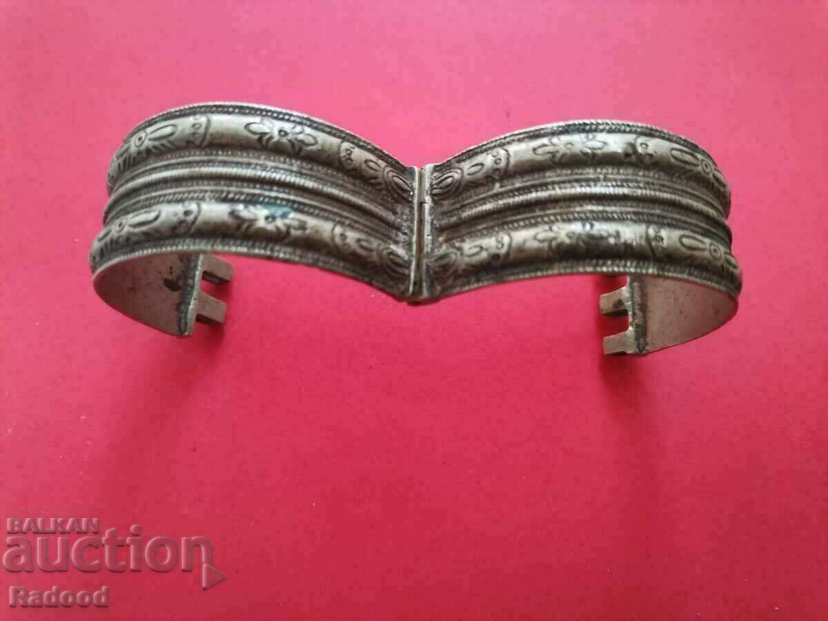 Bracelet Vizrozhdenska - Sachan Geravna with price 75.00 BGN | € 38.35 Bracelet Vizrozhdenska - Sachan Geravna with price 75.00 BGN | € 38.35