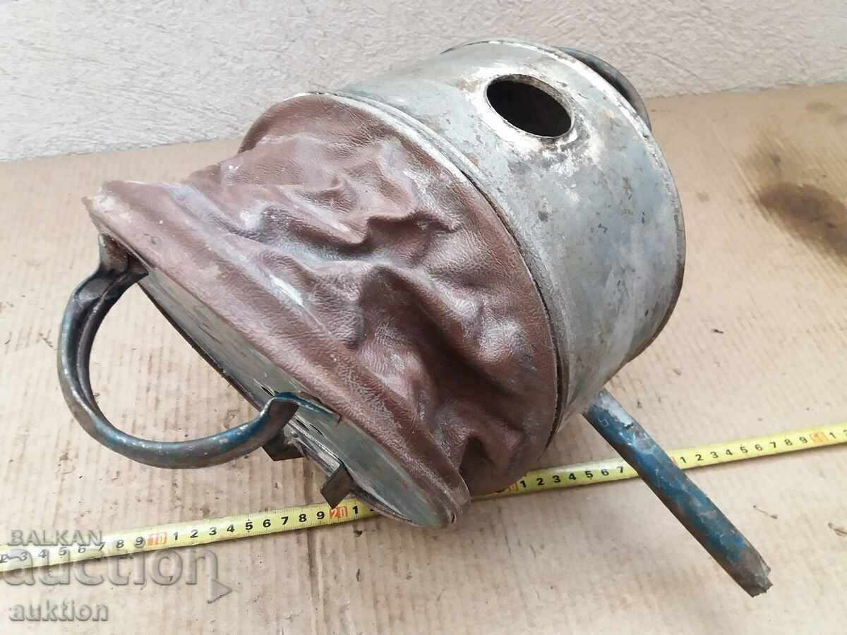 Delivery of OLD SOLID BELLOWS ASMI BLOWING INSTRUMENT Delivery of OLD SOLID BELLOWS ASMI BLOWING INSTRUMENT