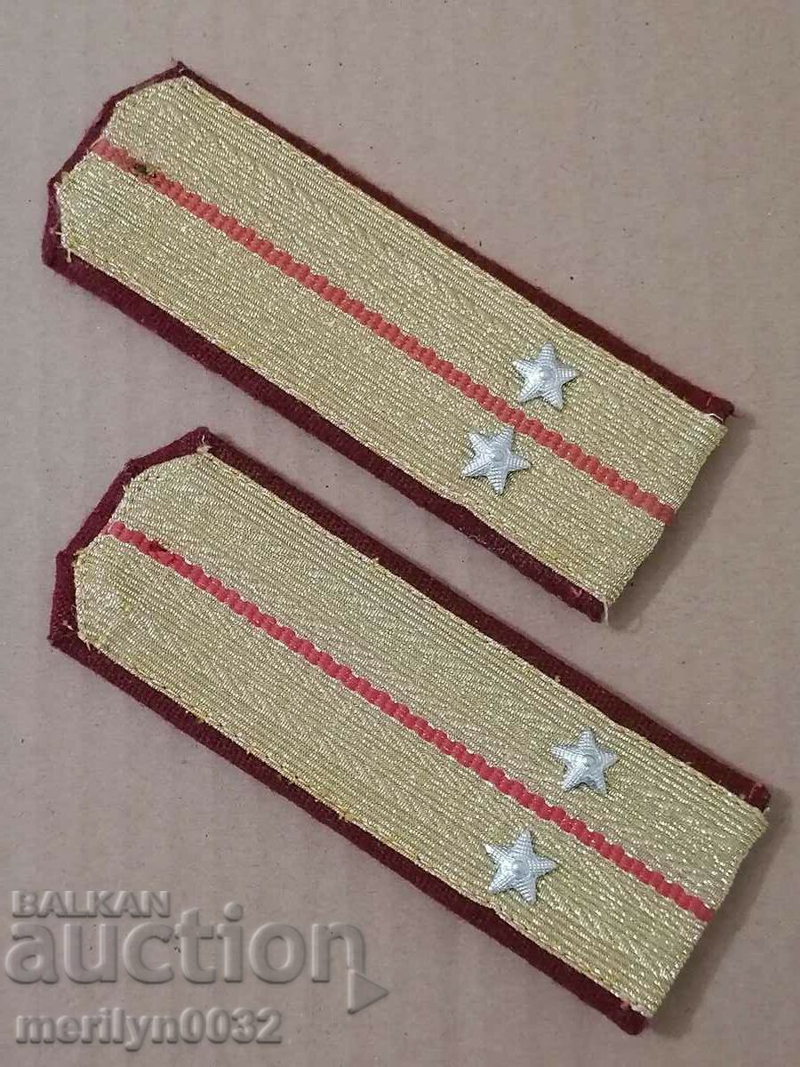 Auction  Junior officer epaulettes lieutenant from BNA uniform, monogram