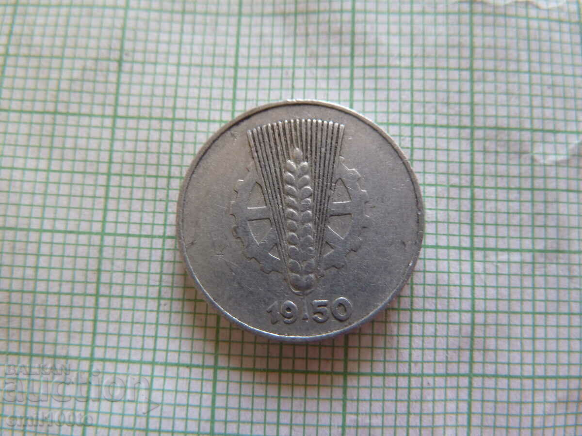 Delivery of 5 PF 1950 A GDR