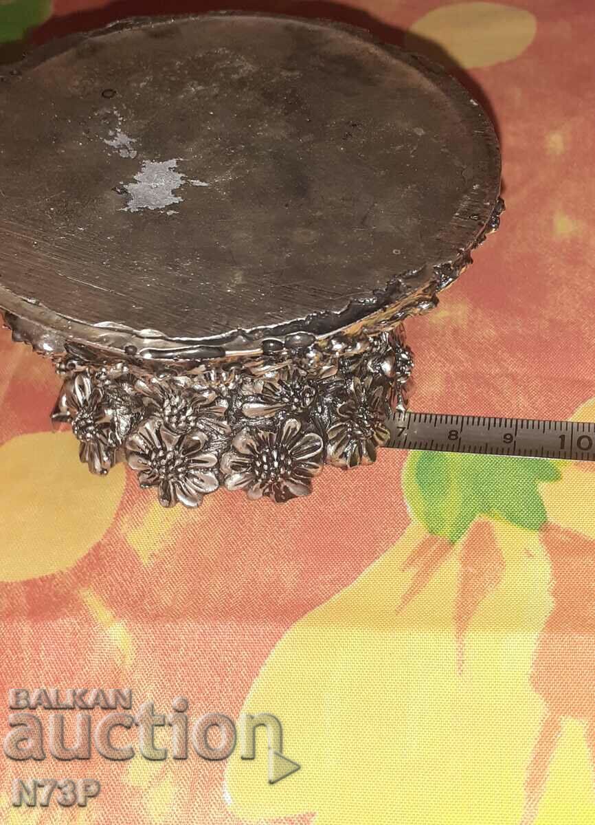 BEAUTIFUL CANDLESTICK. BASE. BLOOMING. - 5 BEAUTIFUL CANDLESTICK. BASE. BLOOMING. - 5