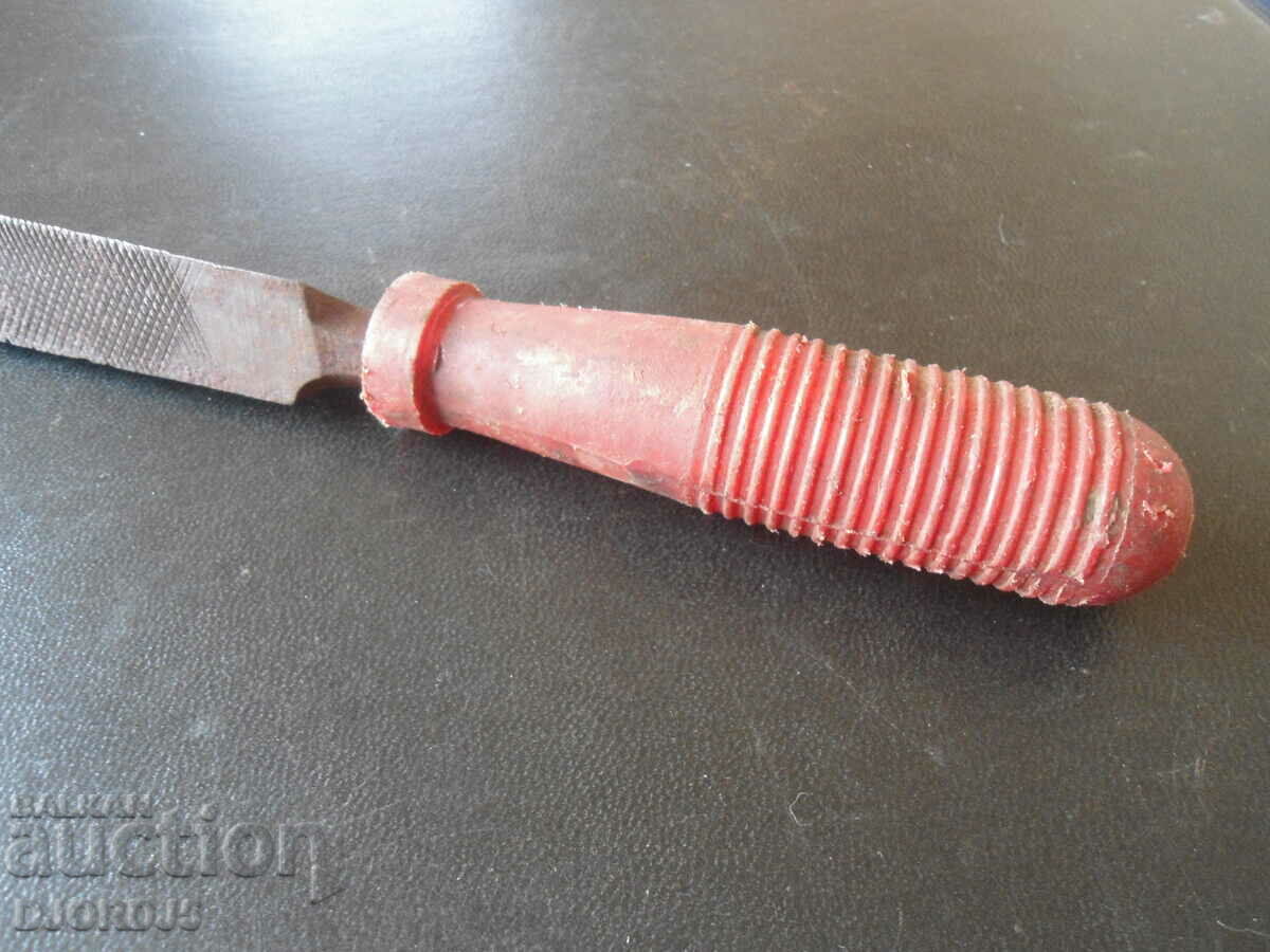 Auction  Old file, triangular