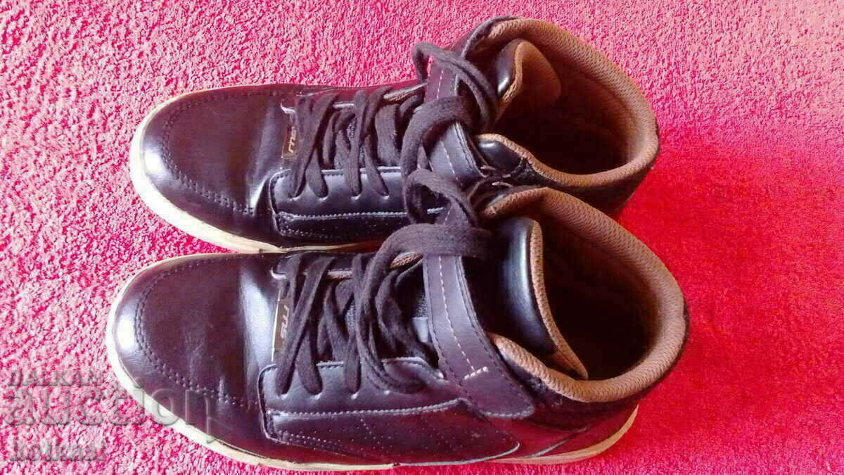 Old sports shoes sneakers number 37 runners Old sports shoes sneakers number 37 runners