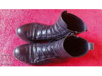 Leather shoes number 39 type boots NEW TREND