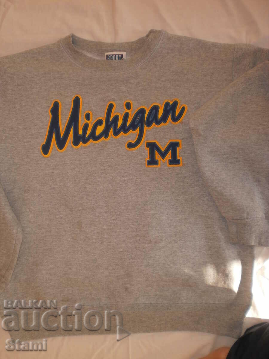 Original MICHIGAN blouse number XL/18-20, height 164 with price 15.00 BGN | € 7.67 Original MICHIGAN blouse number XL/18-20, height 164 with price 15.00 BGN | € 7.67