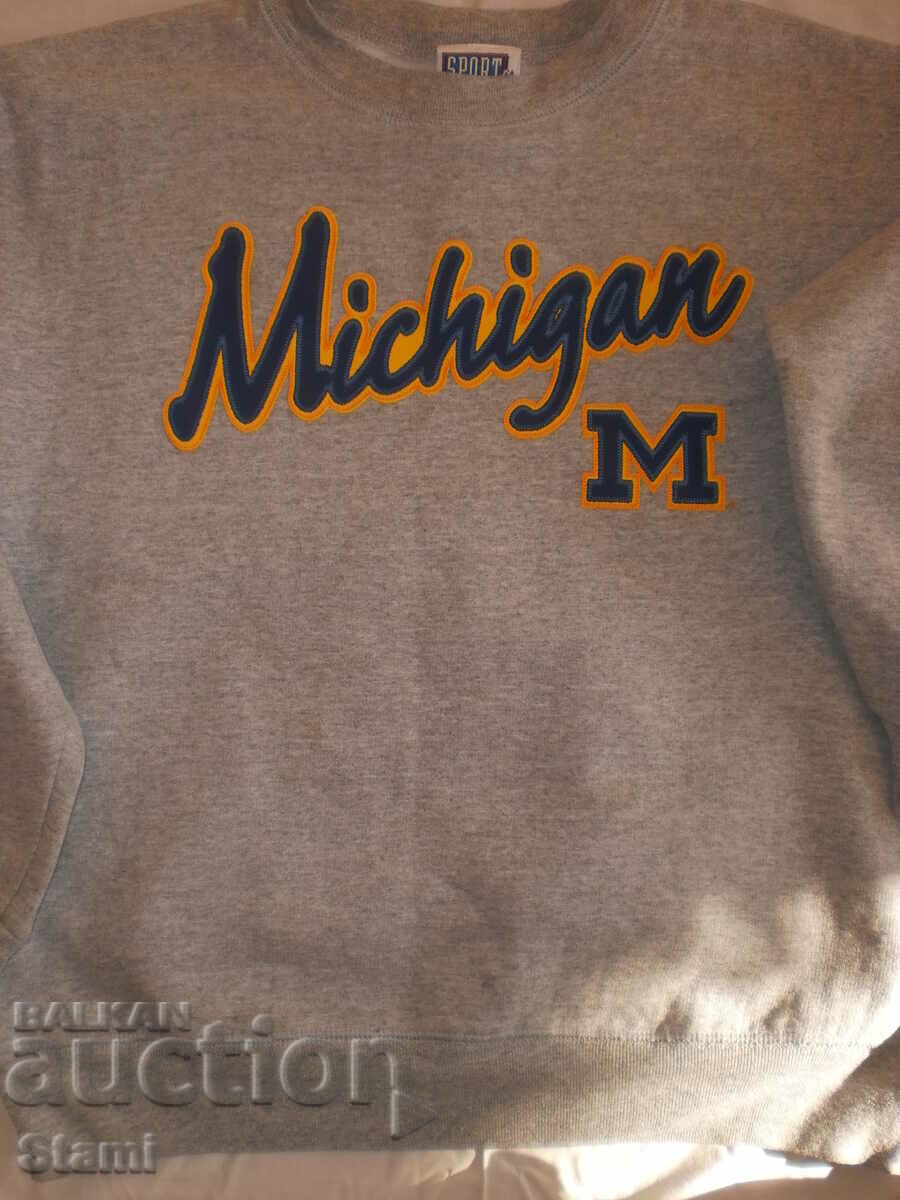 Delivery of Original MICHIGAN blouse number XL/18-20, height 164 Delivery of Original MICHIGAN blouse number XL/18-20, height 164