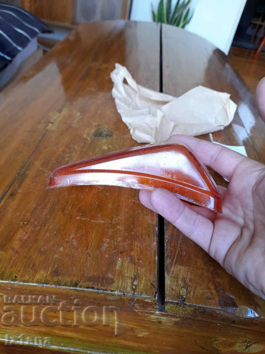 Auction Old Wartburg blinker glass Auction Old Wartburg blinker glass