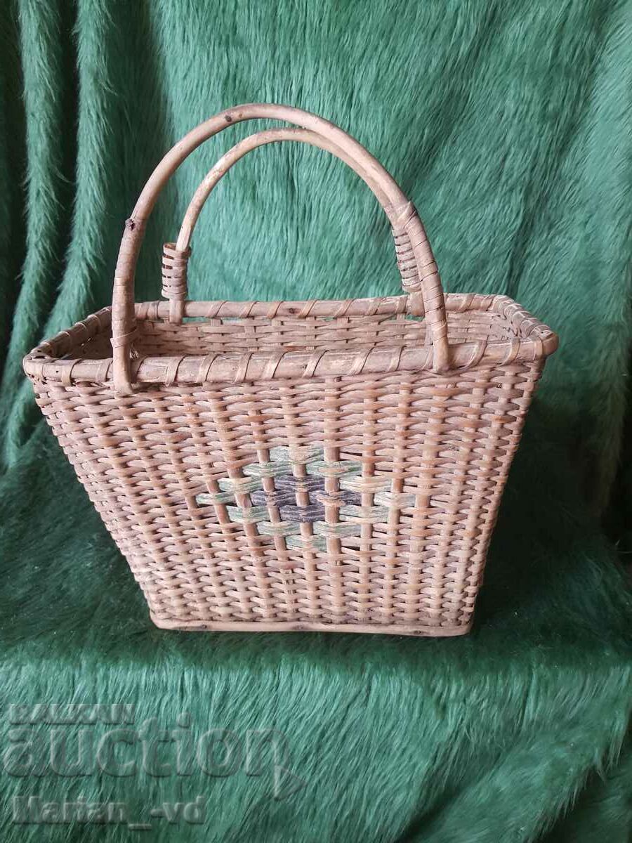 Vintage wicker basket for interior with price 10.00 BGN | € 5.11 Vintage wicker basket for interior with price 10.00 BGN | € 5.11