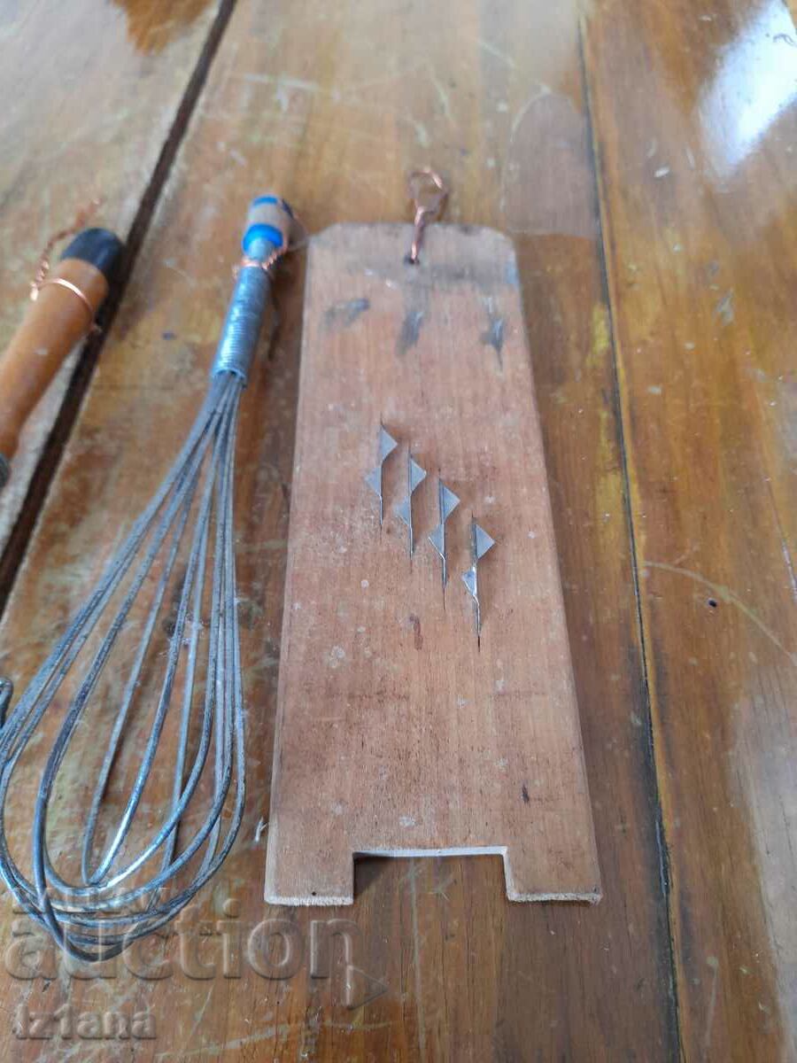 Old kitchen utensils, tools with price 20.00 BGN | € 10.23