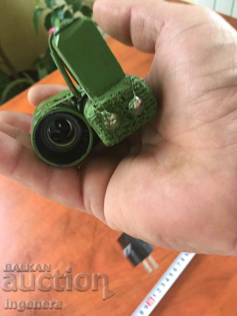 PRISA CU PRISA E14 TRIAL cu preț € 4.30 | 8.41 BGN