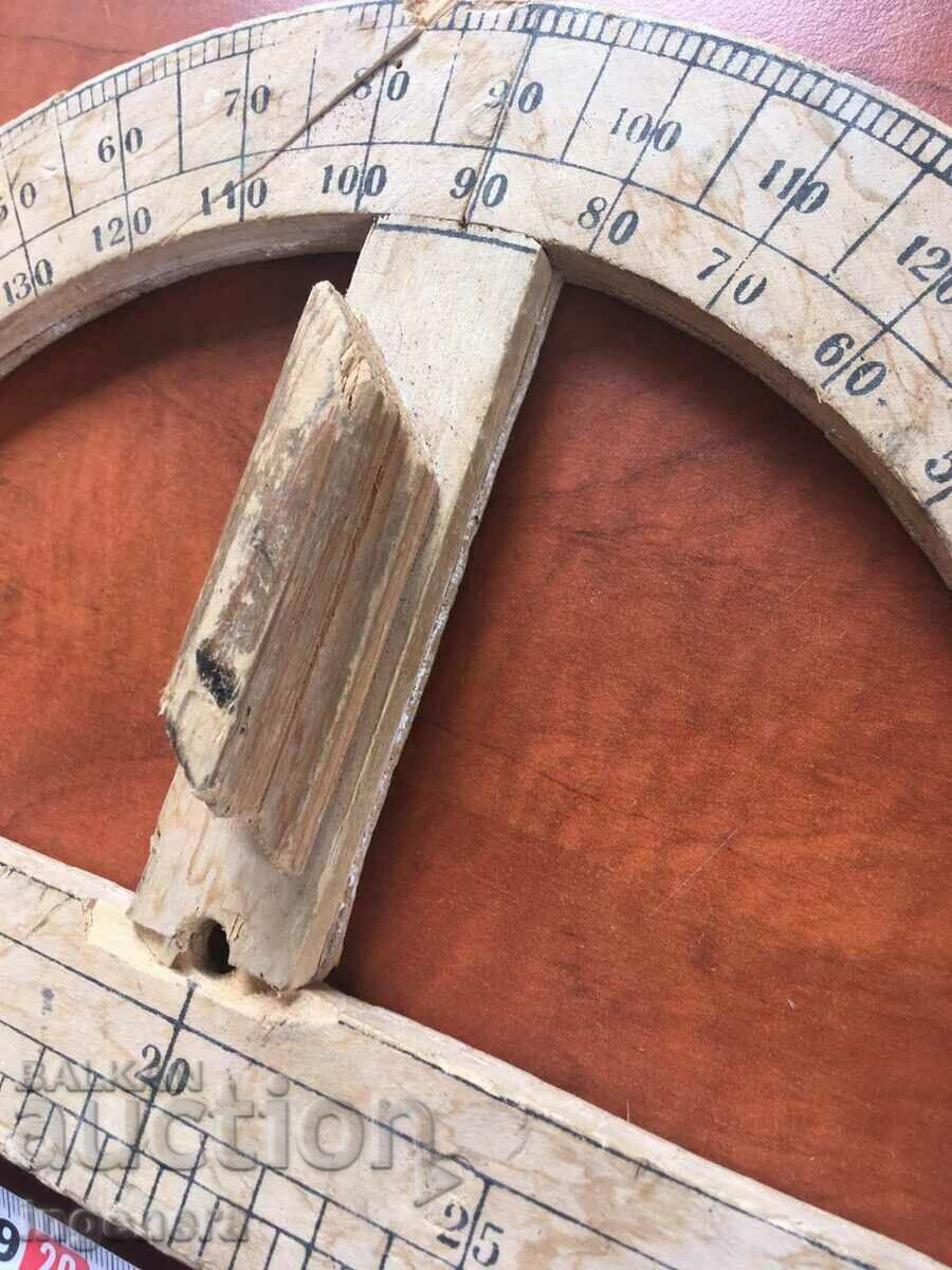 Auction TEACHER TREE TRANSPORTER Auction TEACHER TREE TRANSPORTER