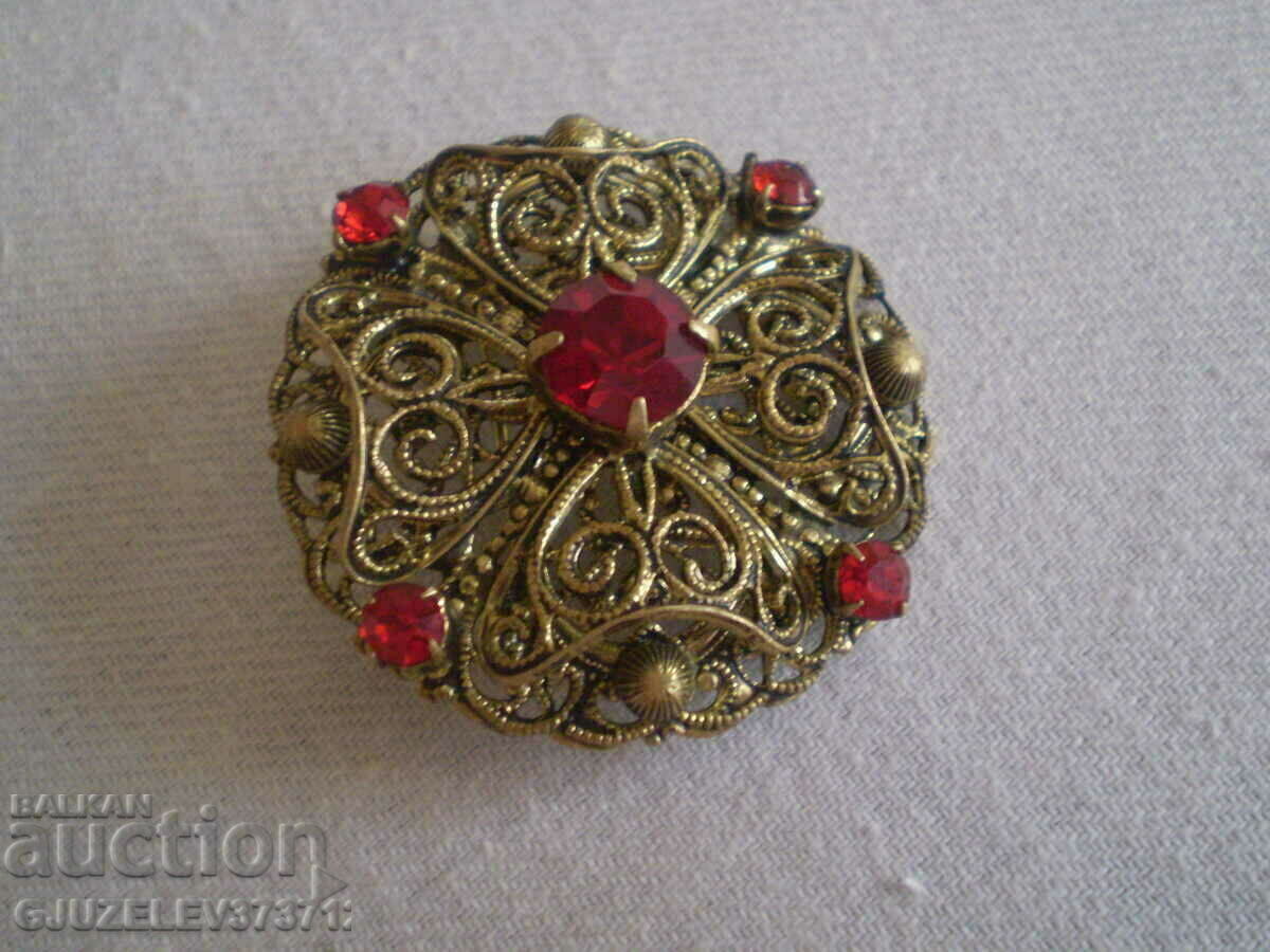 Ορειχάλκινο κρύσταλλο Old Ladies Brooch - 6 Ορειχάλκινο κρύσταλλο Old Ladies Brooch - 6
