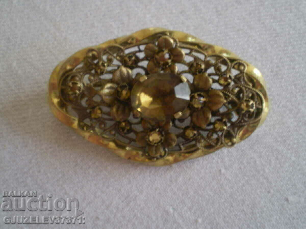 Auction Antique aristocratic brooch marked Auction Antique aristocratic brooch marked