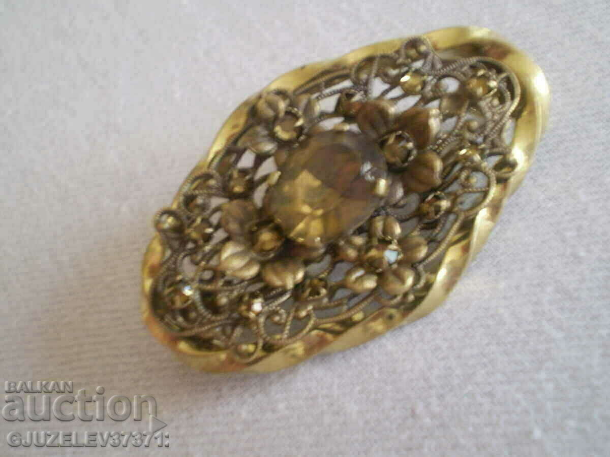 Delivery of Antique aristocratic brooch marked Delivery of Antique aristocratic brooch marked