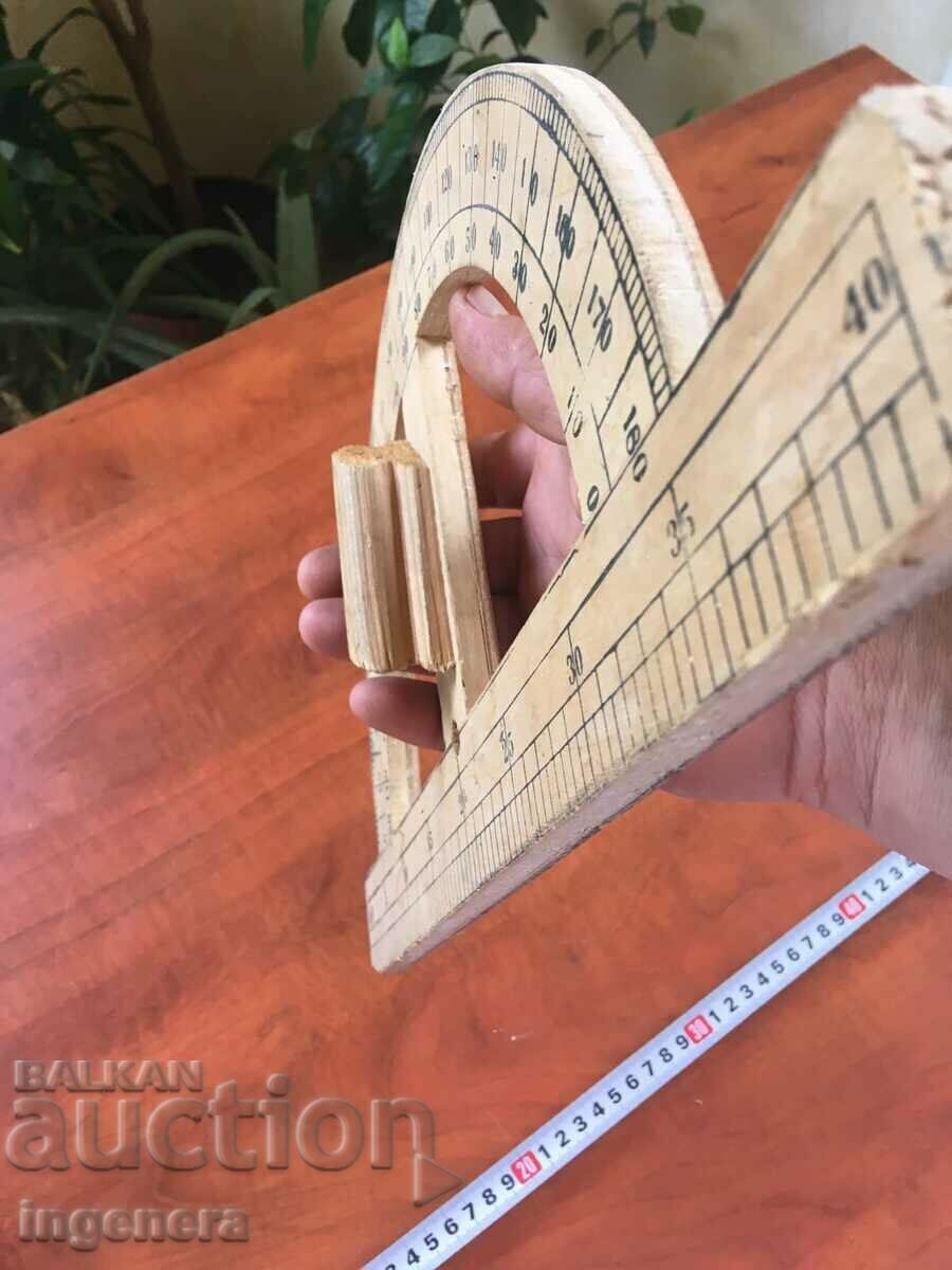 Auction TEACHER TREE TRANSPORTER Auction TEACHER TREE TRANSPORTER