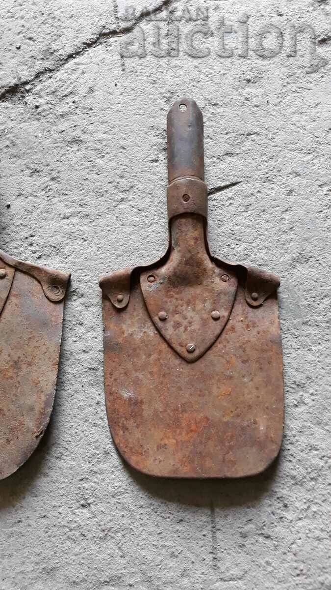 lot two antique shovels Kingdom of Bulgaria WW1 WWI - 6 lot two antique shovels Kingdom of Bulgaria WW1 WWI - 6