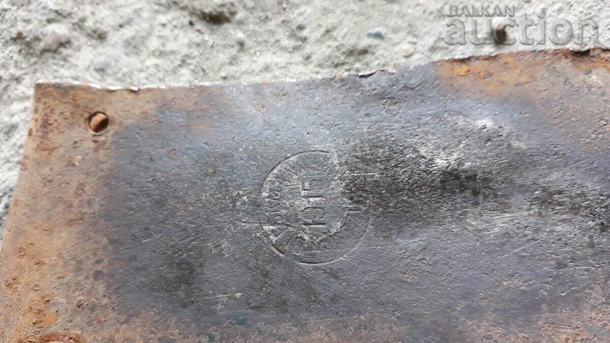 lot two antique shovels Kingdom of Bulgaria WW1 WWI - 7 lot two antique shovels Kingdom of Bulgaria WW1 WWI - 7