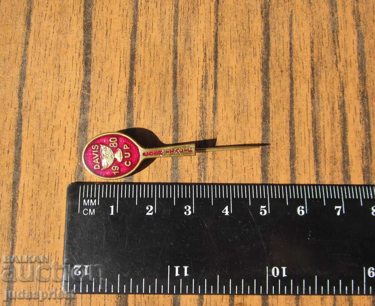 Auction 1980 Davis Cup tennis court badge sports badge Auction 1980 Davis Cup tennis court badge sports badge