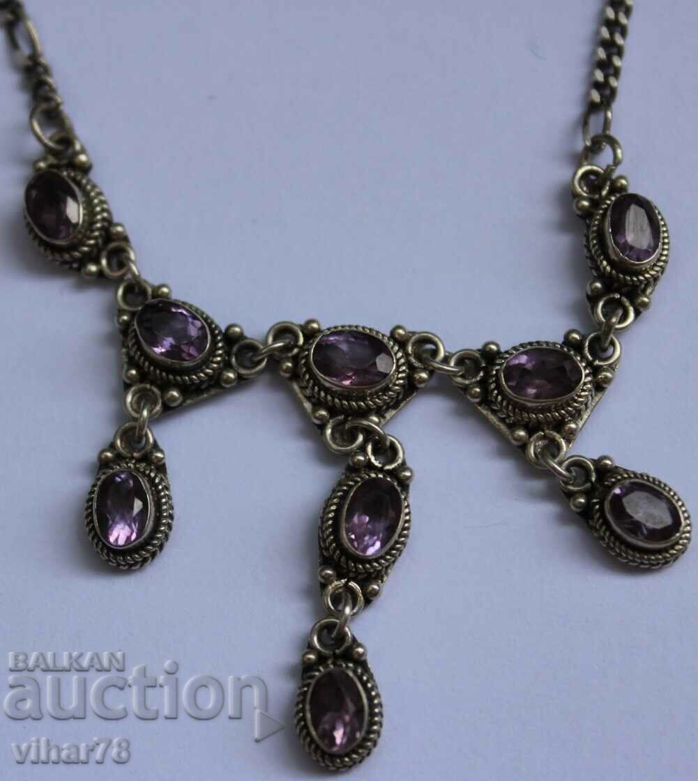 SILVER NECKLACE WITH AMETHYSTS