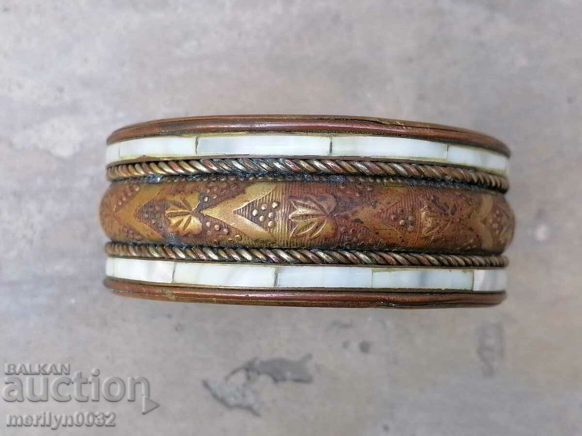 Auction  Old bracelet with mother of pearl jewelry, jewelry